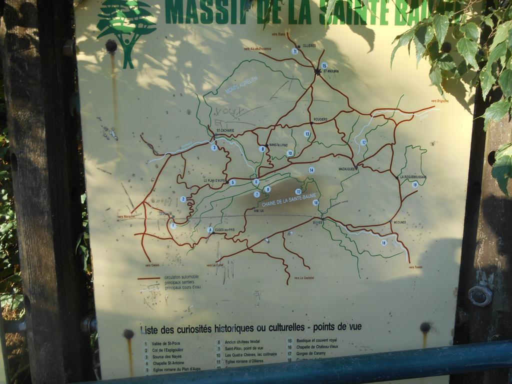 Gites Du Raby Signes Exterior photo